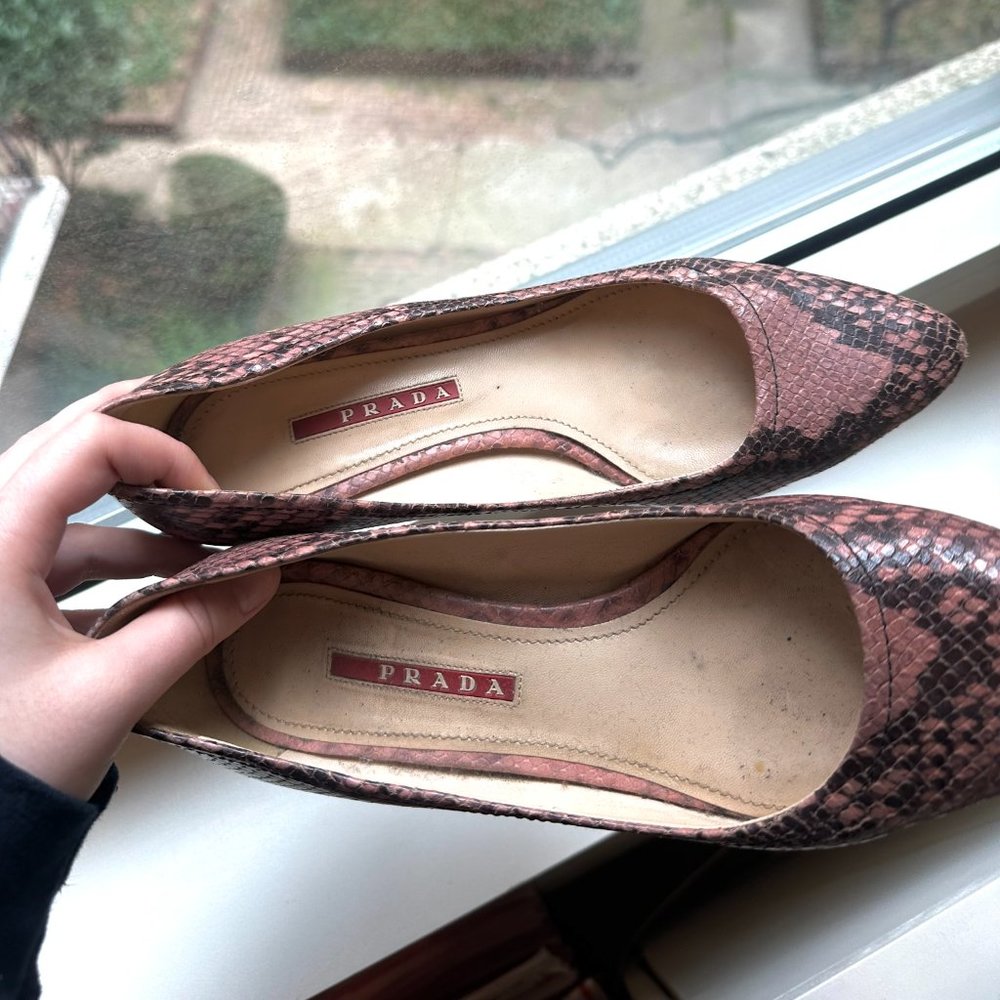 PRADA Python Heels Mini Pumps - Picture 3 of 4